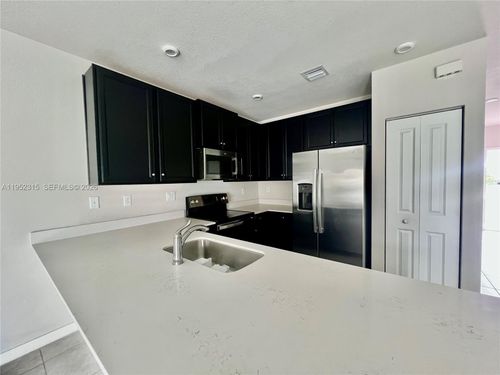 1045-1045 Nw 4th Ter, Florida City, FL, 33034-3449 | Card Image