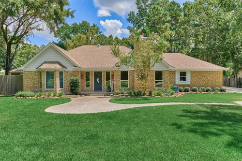 8 Wind River Ct, Conroe, TX, 77384-3168 | Card Image