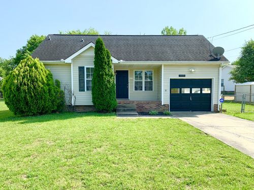 355 Broadmore Dr, Clarksville, TN, 37042-5968 | Card Image
