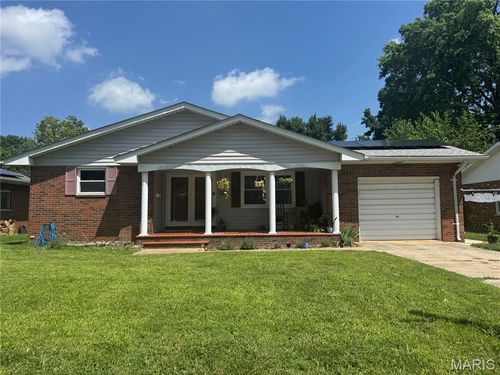 147 Ash St, Wood River, IL, 62095-1343 | Card Image