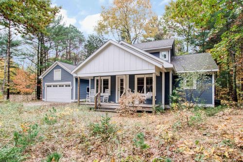 16905 Sunnyside, South Haven Charter Township, MI, 49090 | Card Image