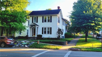 700 4th Street, House other with 4 bedrooms, 2 bathrooms and null parking in Marietta OH | Image 2