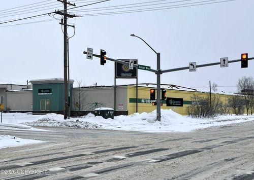 2809 Arctic Blvd, Anchorage, AK, 99503-3808 | Card Image