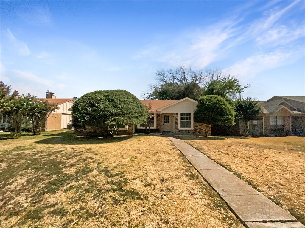Norway Dr, Garland, TX 75040