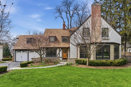 2015 Hillside Dr, Upper Arlington, OH, 43221-4120 | Card Image