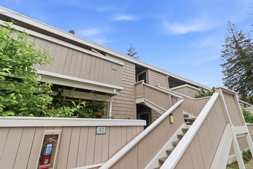 41-500 W Middlefield Road, Mountain View, CA, 94043 | Card Image
