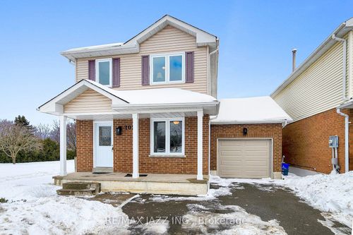 102 Penfound Dr, Bowmanville, ON, L1C4B8 | Card Image