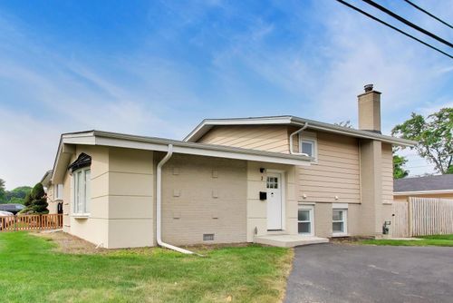 3 White Oak St, Arlington Heights, IL, 60005-3132 | Card Image