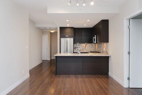 207-2077 Rosser Ave, Burnaby, BC, V5C0G6 | Card Image