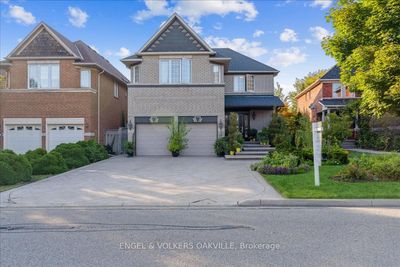 527 Ravineview Way, House other with 5 bedrooms, 4 bathrooms and 6 parking in Oakville ON | Image 2