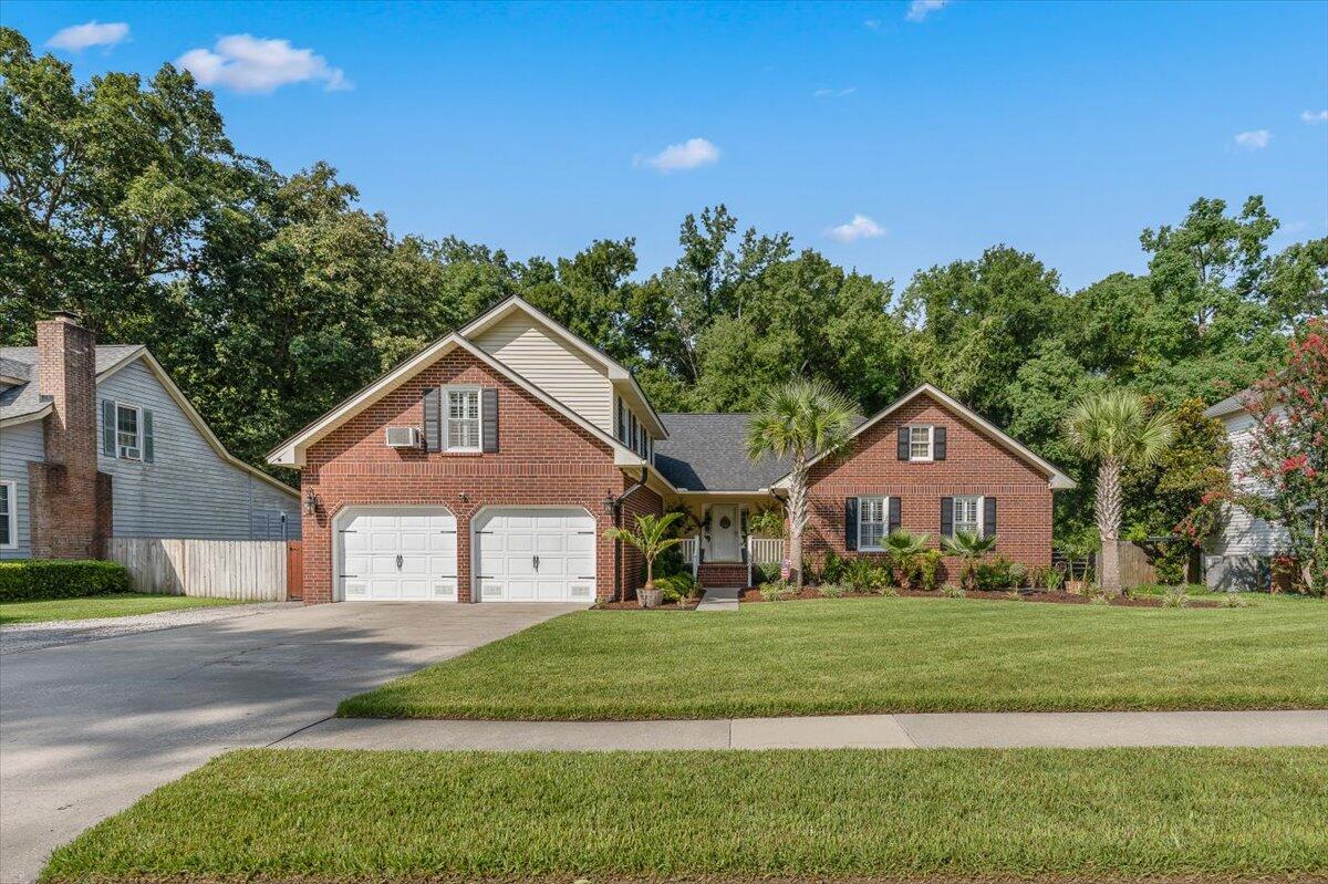 King Charles Cir, Summerville, SC 29485