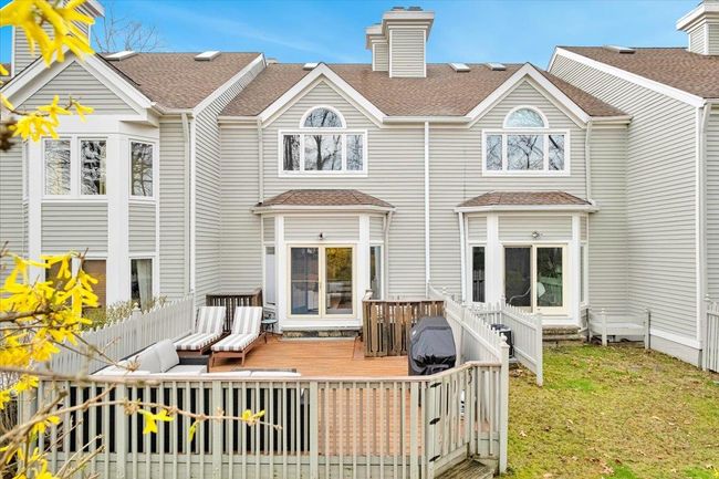 Another view of deck | Image 25