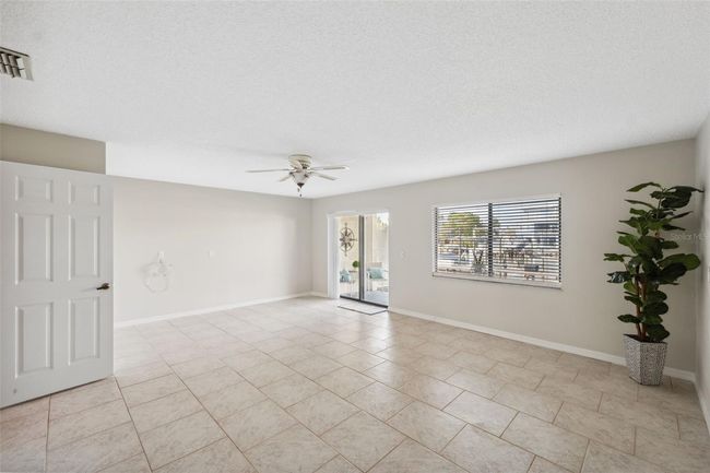 2387 - 2387 Hanover Dr, Townhouse with 3 bedrooms, 3 bathrooms and null parking in DUNEDIN FL | Image 10