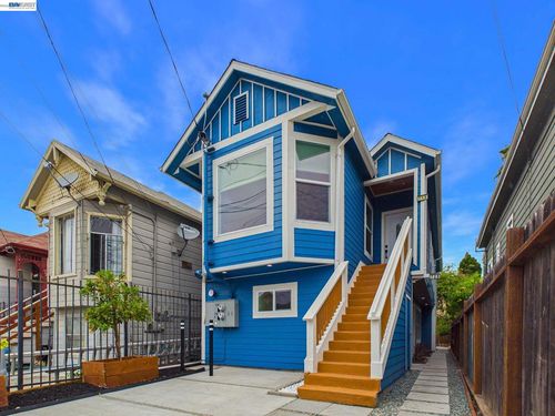 718 26th St, Oakland, CA, 94612-1106 | Card Image