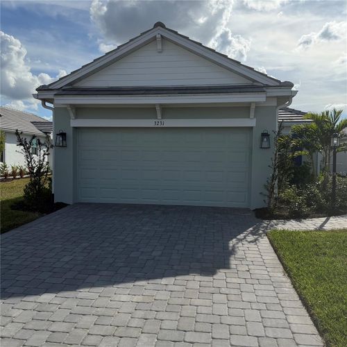 3231 Alba Cir, BRADENTON, FL, 34211-5892 | Card Image