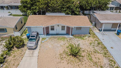 3301 Briar Cliff Dr, HOLIDAY, FL, 34691-1504 | Card Image