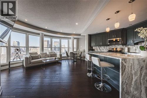 1014-135 James St S, Hamilton, ON, L8P2Z6 | Card Image