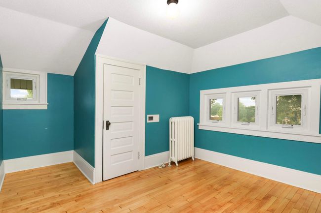 Third Floor Bedroom | Image 20