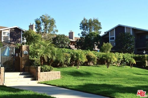 5848 Canterbury Dr, Culver City, CA, 90230-6722 | Card Image