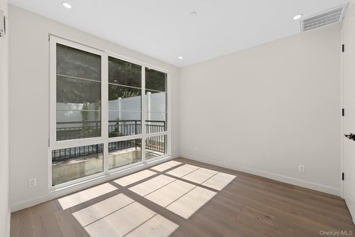 310 Fenimore St, Brooklyn, NY, 11225-5904 | Card Image