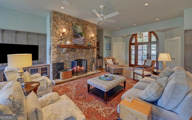126 Jenkins Cir, House other with 5 bedrooms, 4 bathrooms and 4 parking in Lakemont GA | Image 4