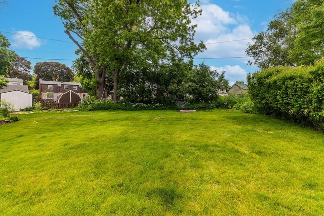 231 Glenview Ave, House other with 3 bedrooms, 2 bathrooms and null parking in Wauwatosa WI | Image 41