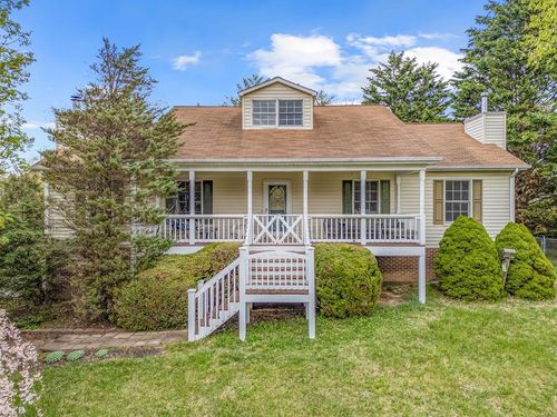2240 Yellow Sulphur Rd, Christiansburg, VA, 24073-1368 | Card Image
