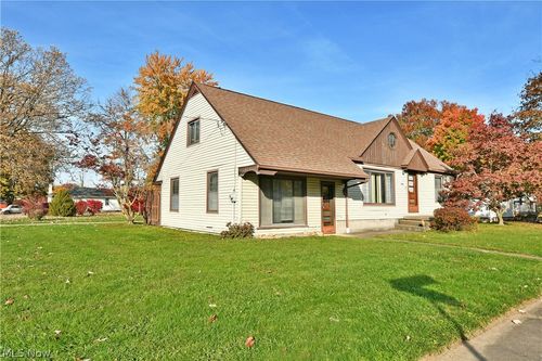 1346 Riverview Street Nw, Warren, OH, 44485 | Card Image