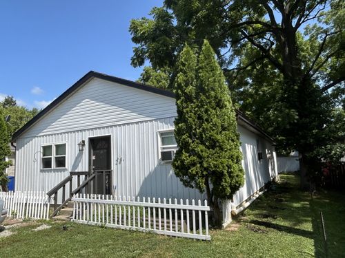 24 Ohio St, Delaware, OH, 43015-2563 | Card Image