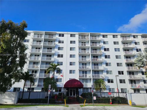 801-1251 Ne 108th St, Miami, FL, 33161-7369 | Card Image