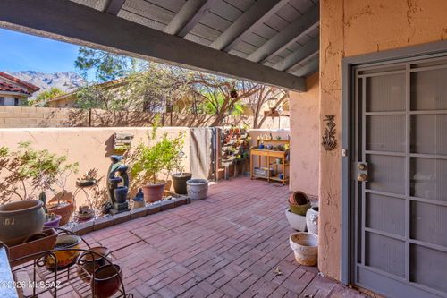5469 N Vía Del Arbolito, Tucson, AZ, 85750 | Card Image