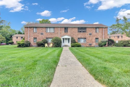 apt-d-101 Troy Dr, Springfield, NJ, 07081-2042 | Card Image