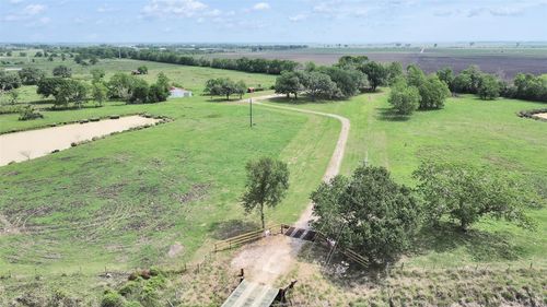 2100 Pine Knoll Rd, Bay City, TX, 77414 | Card Image