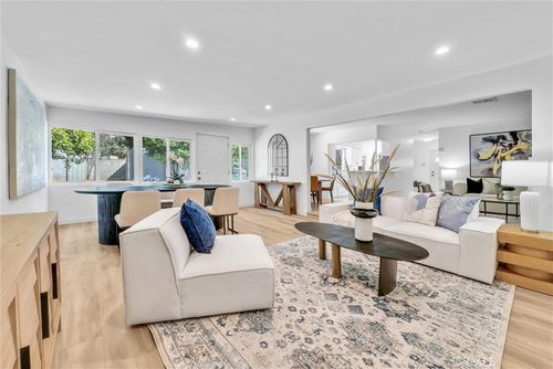 1611 S Fourth Avenue, Arcadia, CA, 91006 | Card Image