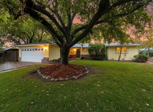 7460 14th St, Rio Linda, CA, 95673-1606 | Card Image