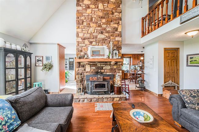620 Sutton Ln, House other with 3 bedrooms, 2 bathrooms and null parking in Beech Creek KY | Image 4