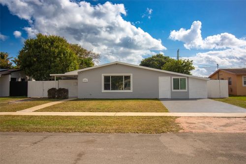 6540 Garfield St, Hollywood, FL, 33024-5836 | Card Image