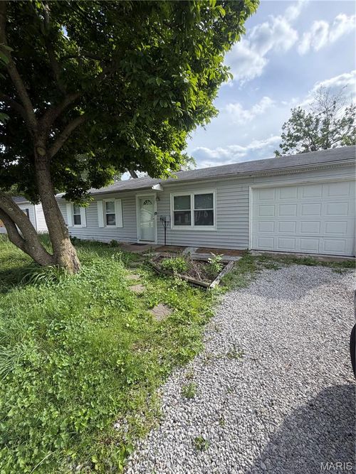 37 Westwood Dr, Cahokia, IL, 62206-3119 | Card Image