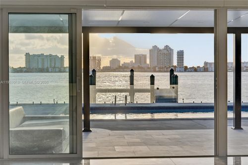 0-1101 S Shore Dr, Miami Beach, FL, 33141-2415 | Card Image