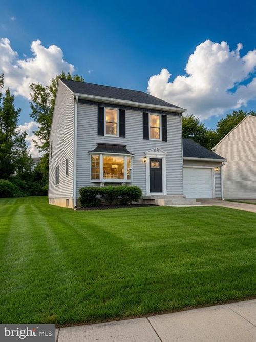 13 Tarcote Ct, NEWARK, DE, 19702-4219 | Card Image