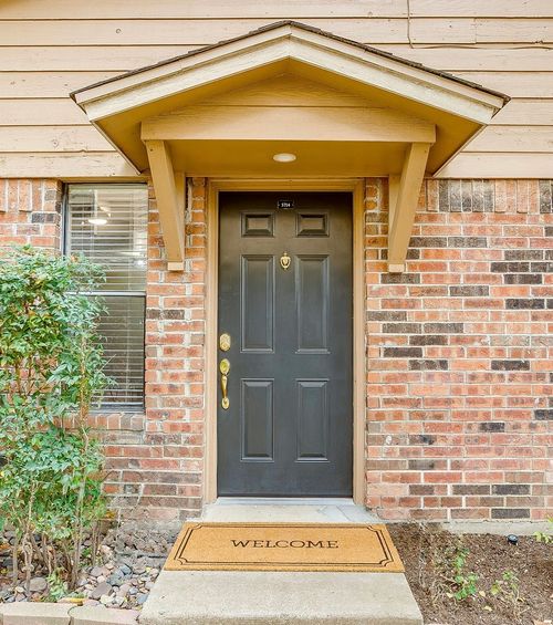 5714 Cedar Creek Dr, Benbrook, TX, 76109-5771 | Card Image