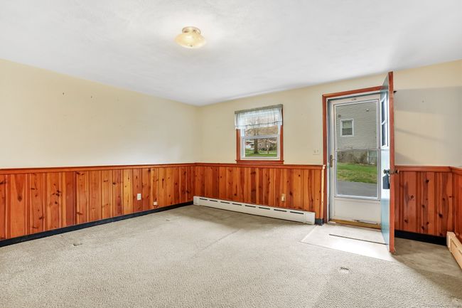 50 Poplar St, House other with 3 bedrooms, 2 bathrooms and null parking in Trumbull CT | Image 7