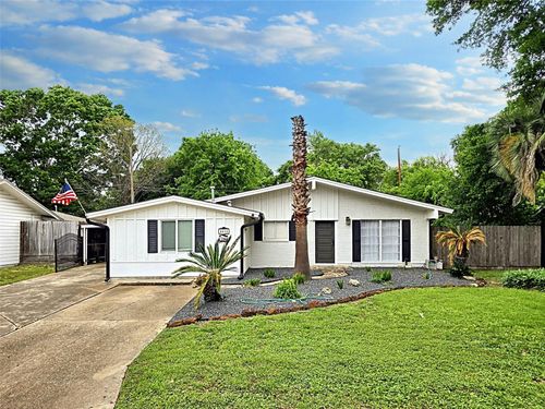 4414 Gardendale Dr, Houston, TX, 77092-7509 | Card Image