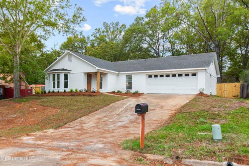 102 Lisi Lane, Clinton, MS, 39056 | Card Image