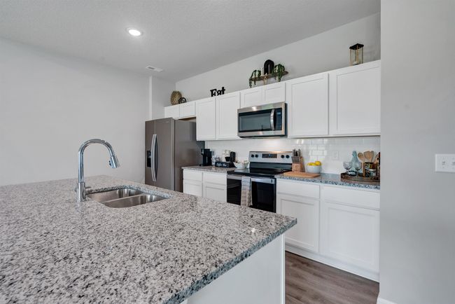 13009 E Spring Valley St, House other with 4 bedrooms, 2 bathrooms and null parking in Wichita KS | Image 6