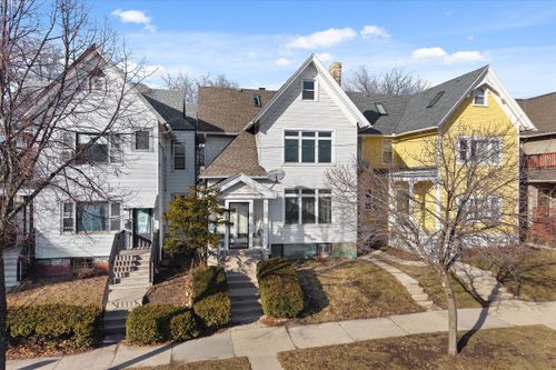 804 E Kewaunee St, Milwaukee, WI, 53202-2020 | Card Image