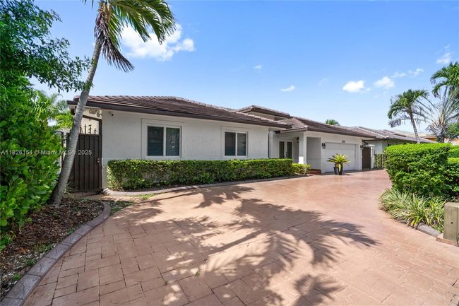 14288 Sw 21 St Ter, House other with 4 bedrooms, 4 bathrooms and null parking in Miami FL | Image 67