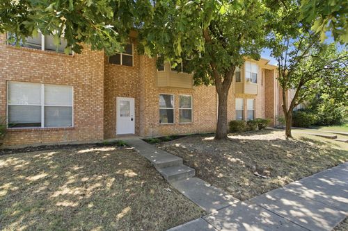 1504 Barbara Dr, Lewisville, TX, 75067-4240 | Card Image