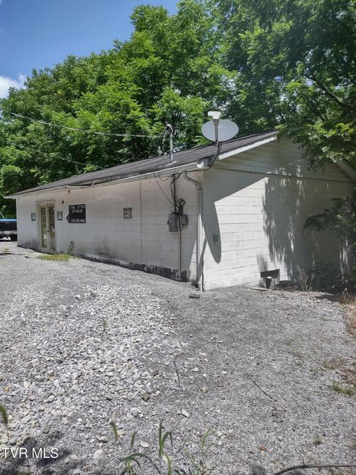 326 W Water St, Pocahontas, VA, 24635-1117 | Card Image