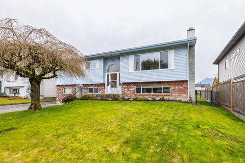 46634 Montana Dr, Chilliwack, BC, V2P6M2 | Card Image